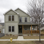 Maison traditionnelle en banlieue