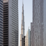 Burj Khalifa entre les immeubles