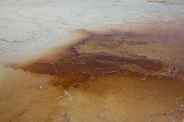 AKG1528323.webp Vue Aérienne du Lac de Sel – Image 1