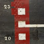 Jauge de mesure graduée sur une structure métallique