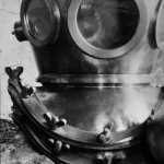 Casque De Plongée Vintage En Métal