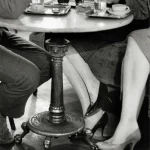 Café Parisien en Noir et Blanc