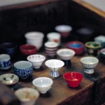 Collection de Petites Tasses en Céramique Diverses