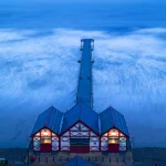 Jetée au coucher du soleil