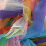 Tissus en Mousseline Multicolores enchevêtrés