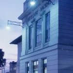 Gare de Hütteldorf-Hacking au crépuscule