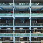 Intérieur moderne d'un bâtiment en cours de rénovation