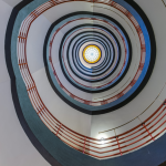 Escalier en spirale vu d'en bas