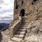 Vieilles Escaliers en Pierre Menant à des Ruines Anciennes